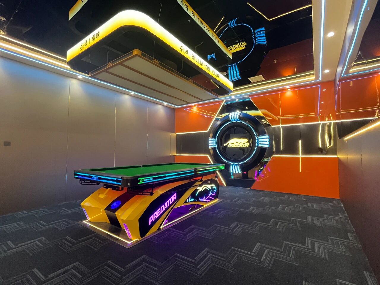 【有远见 选璟点】美到心颤 合金豹鹤壁“封神”！404桌球俱乐部打造<合金豹科幻主题包厢>！